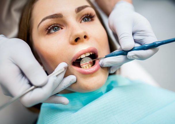 How too choose best dental clinic? What to look for?